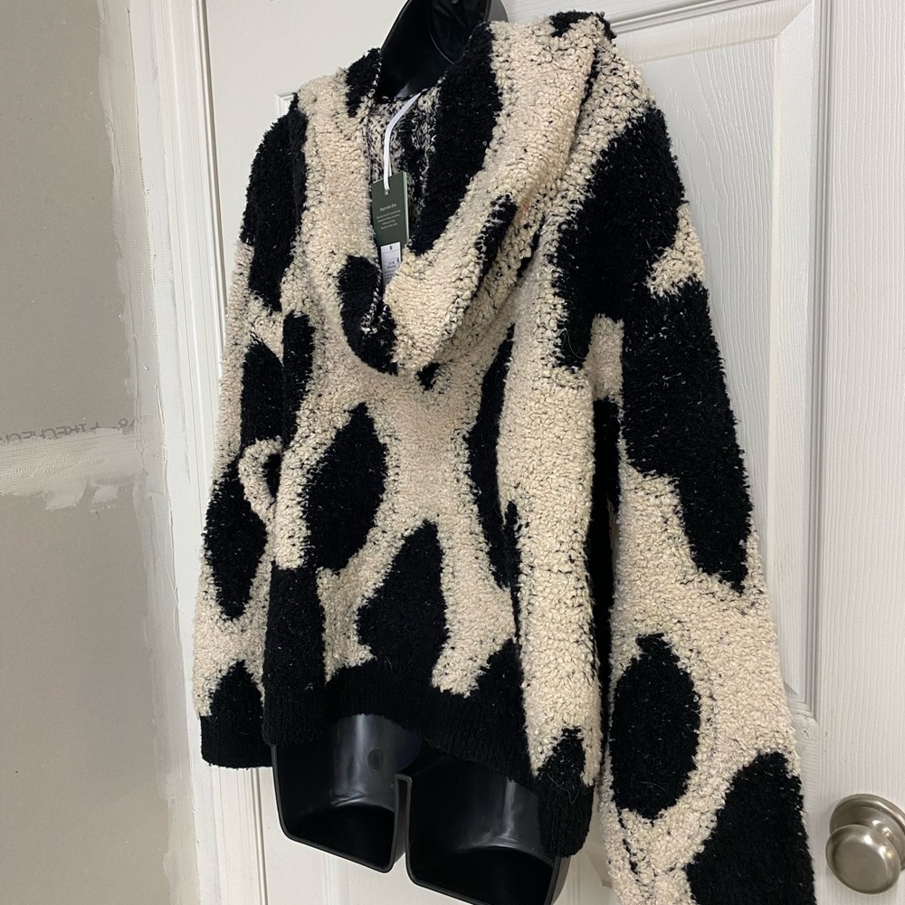 Sandy Liang Black/Ivory Sweater